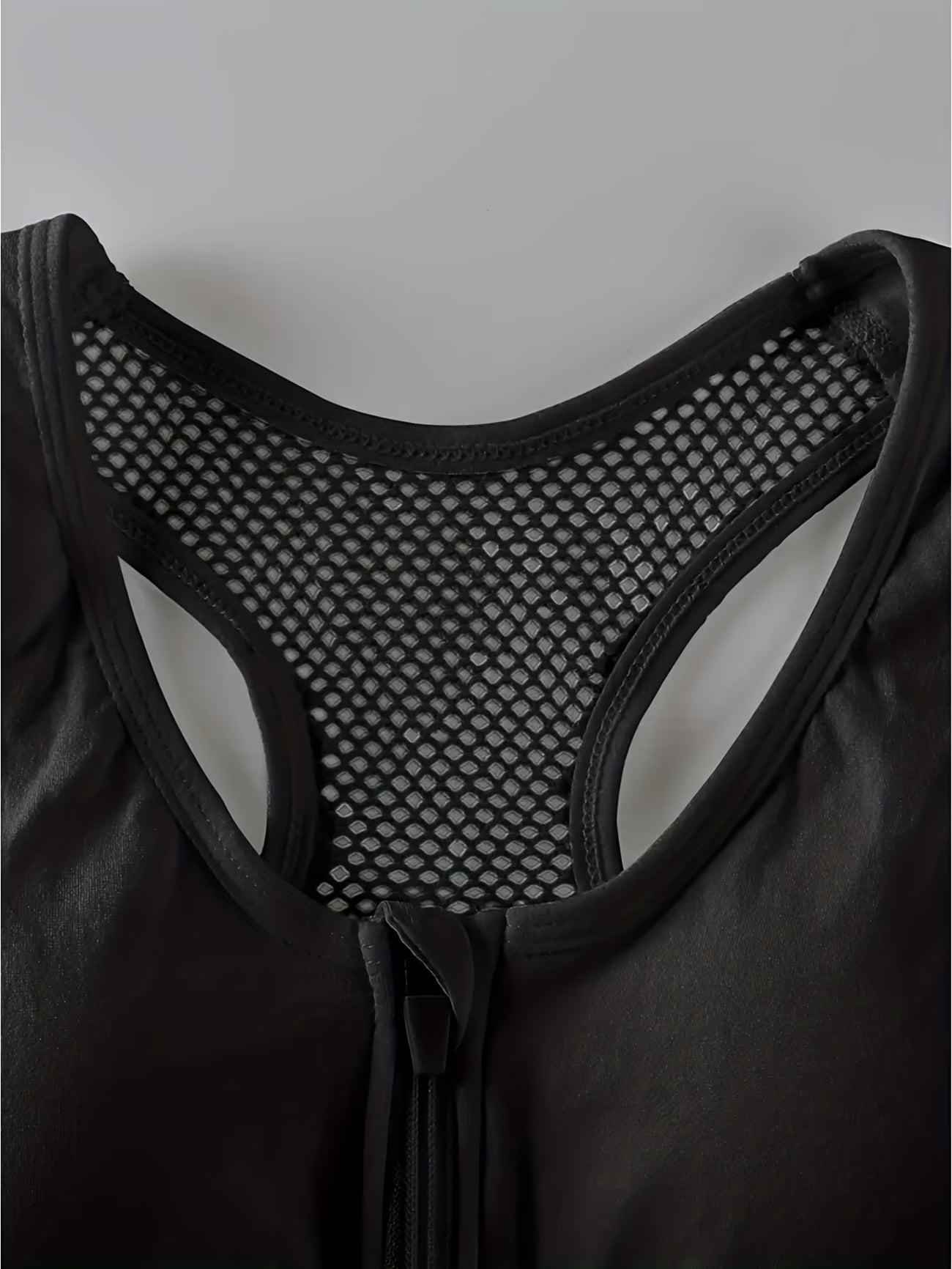 Seamless Front Zip Sports Bra